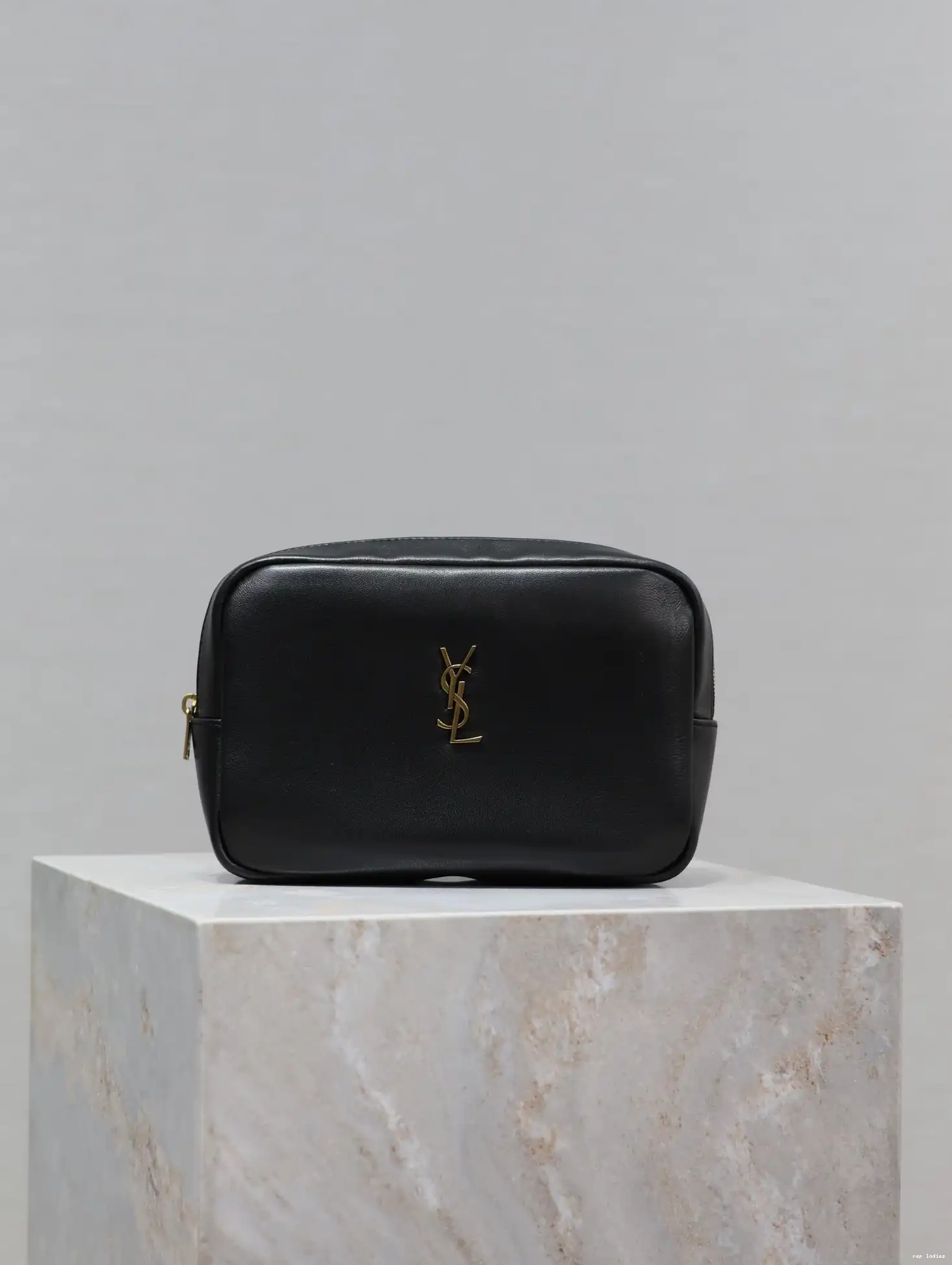 Repladies REP IN YSL LAMBSKIN CALYPSO COSMETIC POUCH 0630